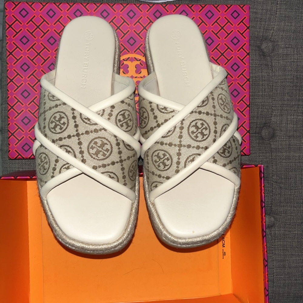 Tory Burch espadrille sandals size 10